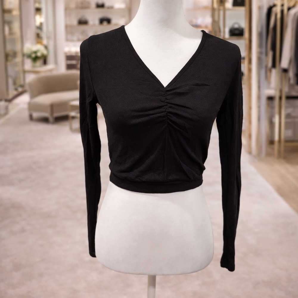 White Birch Waffle Knit V-Neck Ruched Crop Top Soft Long Sleeve Boutique NWOT